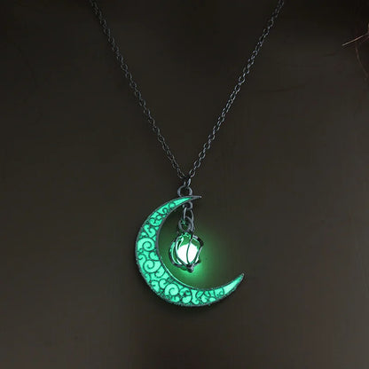 2022 Moon Glowing Necklace Gem Charm Jewelry Glow in the Dark Halloween Pendant Hollow Luminous Stone Pendant Necklace Gifts