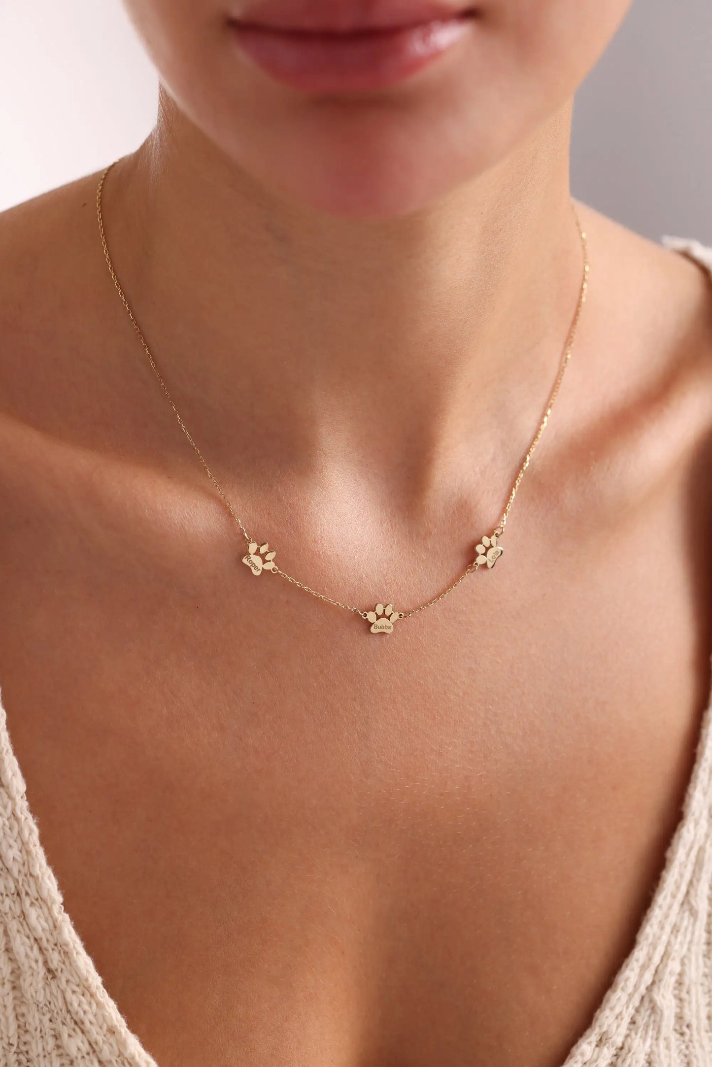 Paw Print Name Necklace Personalized Tiny Dog Paw Necklace Minimalist Paw Pendants Pet Necklace Personalized Family Jewelry