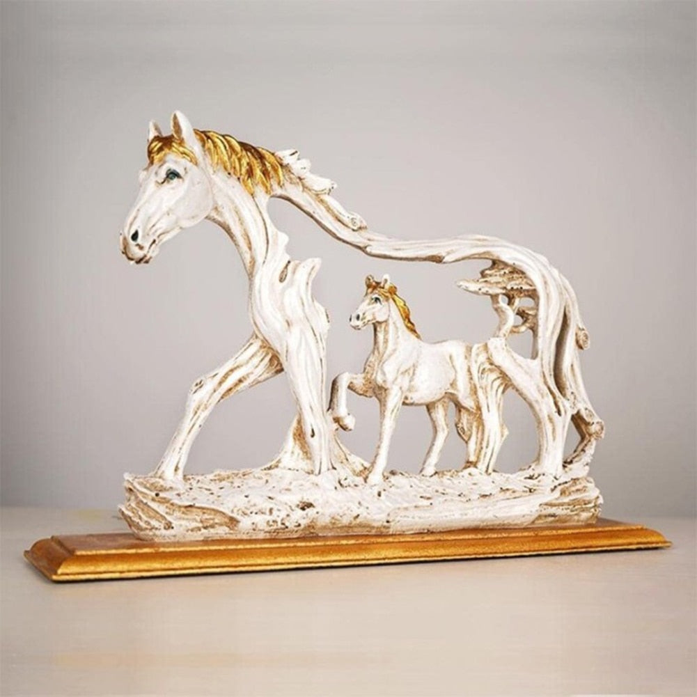 Resin Modern Indian Horse Statuette Animal Figurines Office Home Horse Sculpture Small Statue Home Desk Figurines Accessories