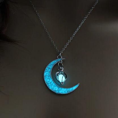 Moon Glowing Necklace Gem Charm Jewelry Glow in the Dark Halloween Pendant Hollow Luminous Stone Pendant Necklace Gifts