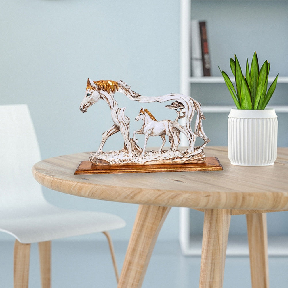 Resin Modern Indian Horse Statuette Animal Figurines Office Home Horse Sculpture Small Statue Home Desk Figurines Accessories