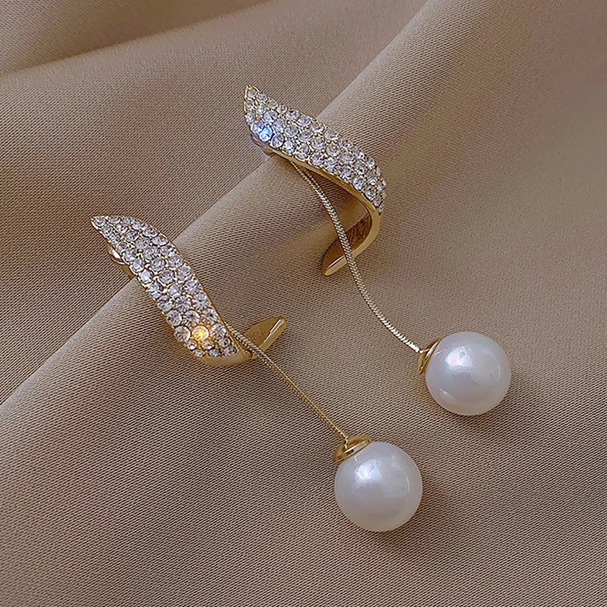 2 Pieces Of Women's Elegant Pearl Tassel Earrings