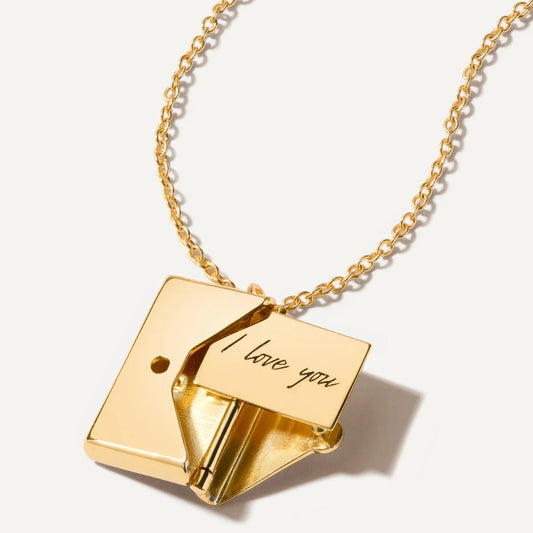 Love Letter Necklace - Collier Lettre d'Amour (Copy)